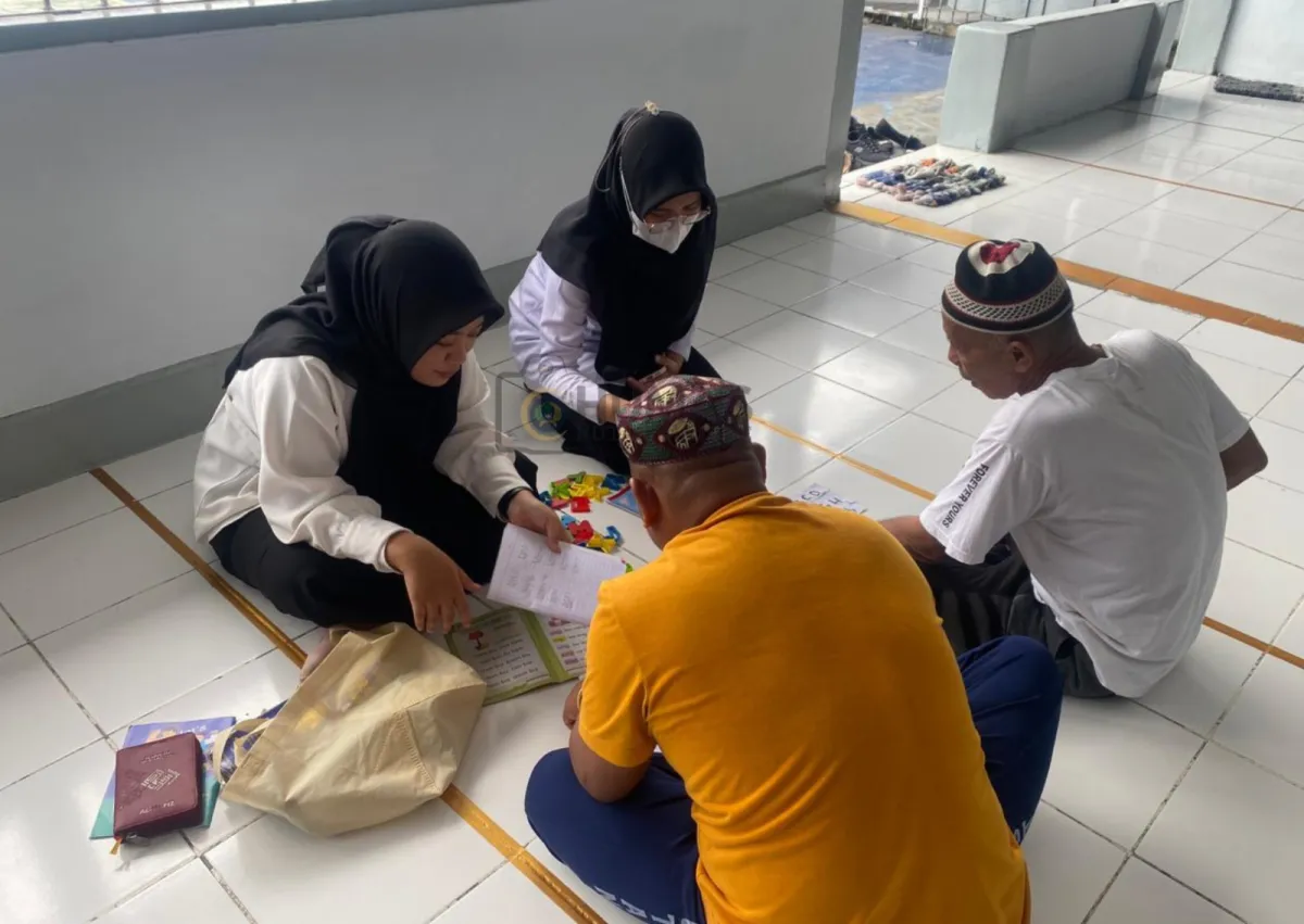 Berantas Buta Aksara, Rutan Majene Fasilitasi Warga Binaan Belajar Membaca dan Menulis