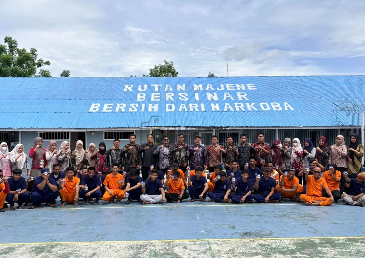 Deteksi Dini dan Tingkatkan Kepatuhan Internal, Rutan Majene Laksanakan Tes Urine Pegawai dan Warga Binaan Rutan Kelas IIB Majene