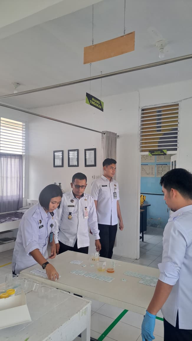 Jelang Tahun Baru, Rutan Mamuju Gelar Tes Urine Bagi Warga Binaan & Petugas