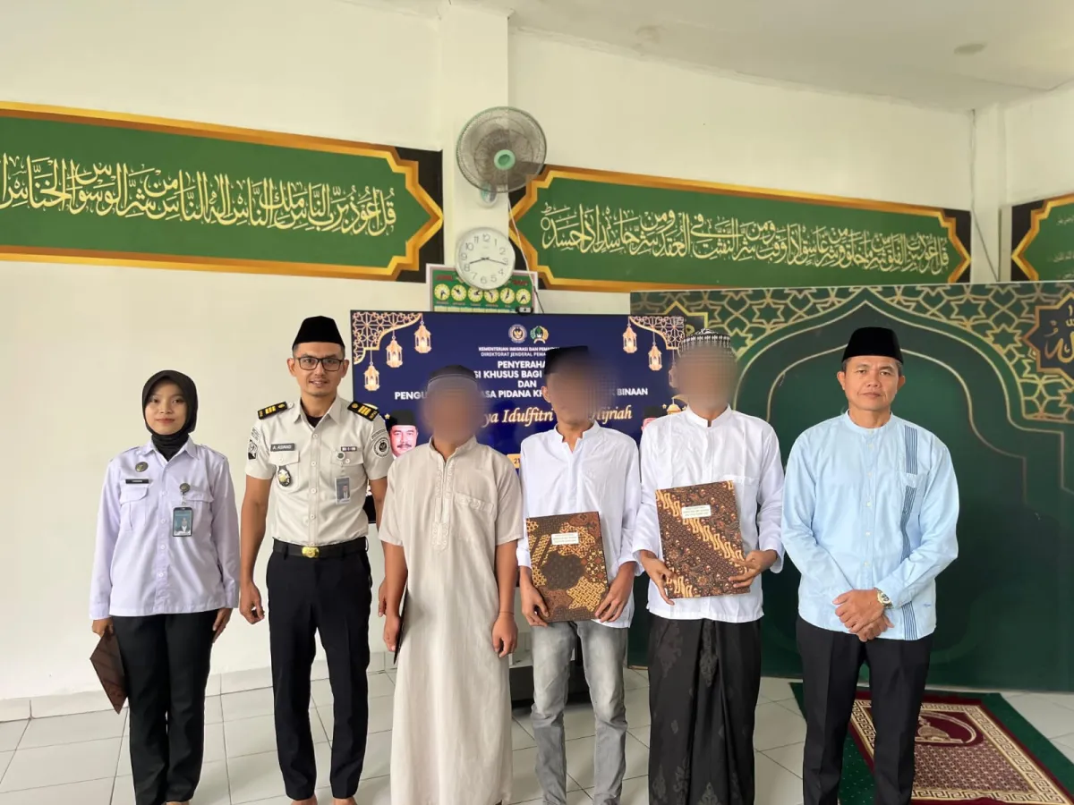 Kado Istimewa Hari Raya Idul Fitri, 17 Warga Binaan LPKA Mamuju Terima Pengurangan Masa Pidana
