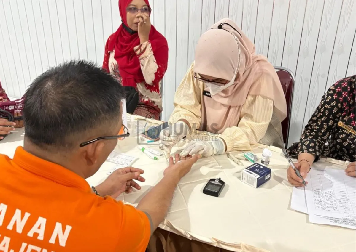KERJA SAMA PETUGAS KESEHATAN, RUTAN KELAS IIB MAJENE LAKSANAKAN SKRINING KESEHATAN BAGI WARGA BINAAN
