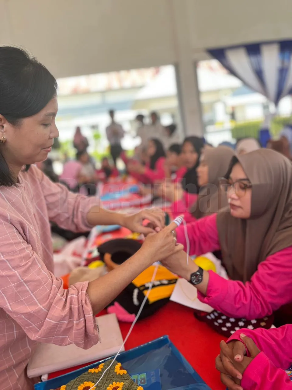 Lapas Perempuan Mamuju Tingkatkan Kemandirian Warga Binaan Melalui Pelatihan Keterampilan Merajut