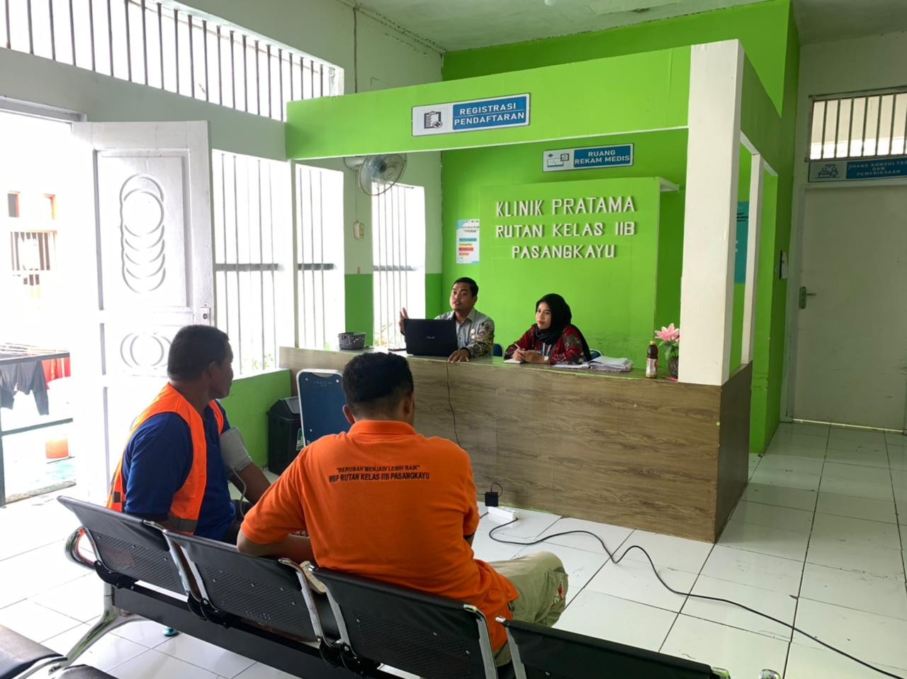 Pemeriksaan Rutin di Rutan Pasangkayu, WBP Rasakan Perhatian dan Kepedulian