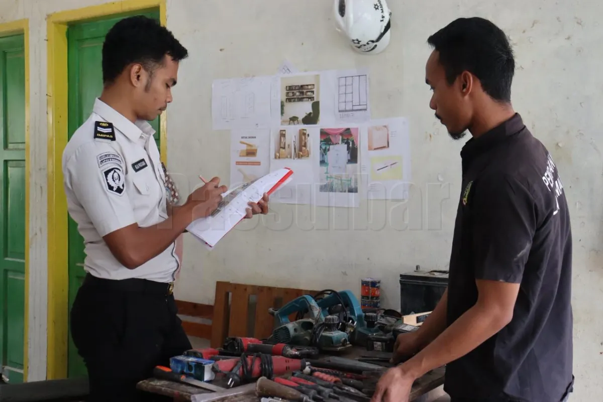Cegah Risiko Kecelakaan Kerja, Lapas Kelas III Mamasa Rutin Cek Kelayakan Alat Bimbingan Kerja