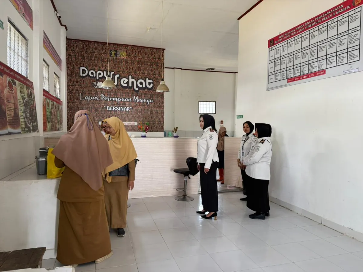 Sasar Perpanjangan Sertifikat Laik Higiene, Dinkes Mamuju Uji Sampel Makanan di Lapas Perempuan Mamuju