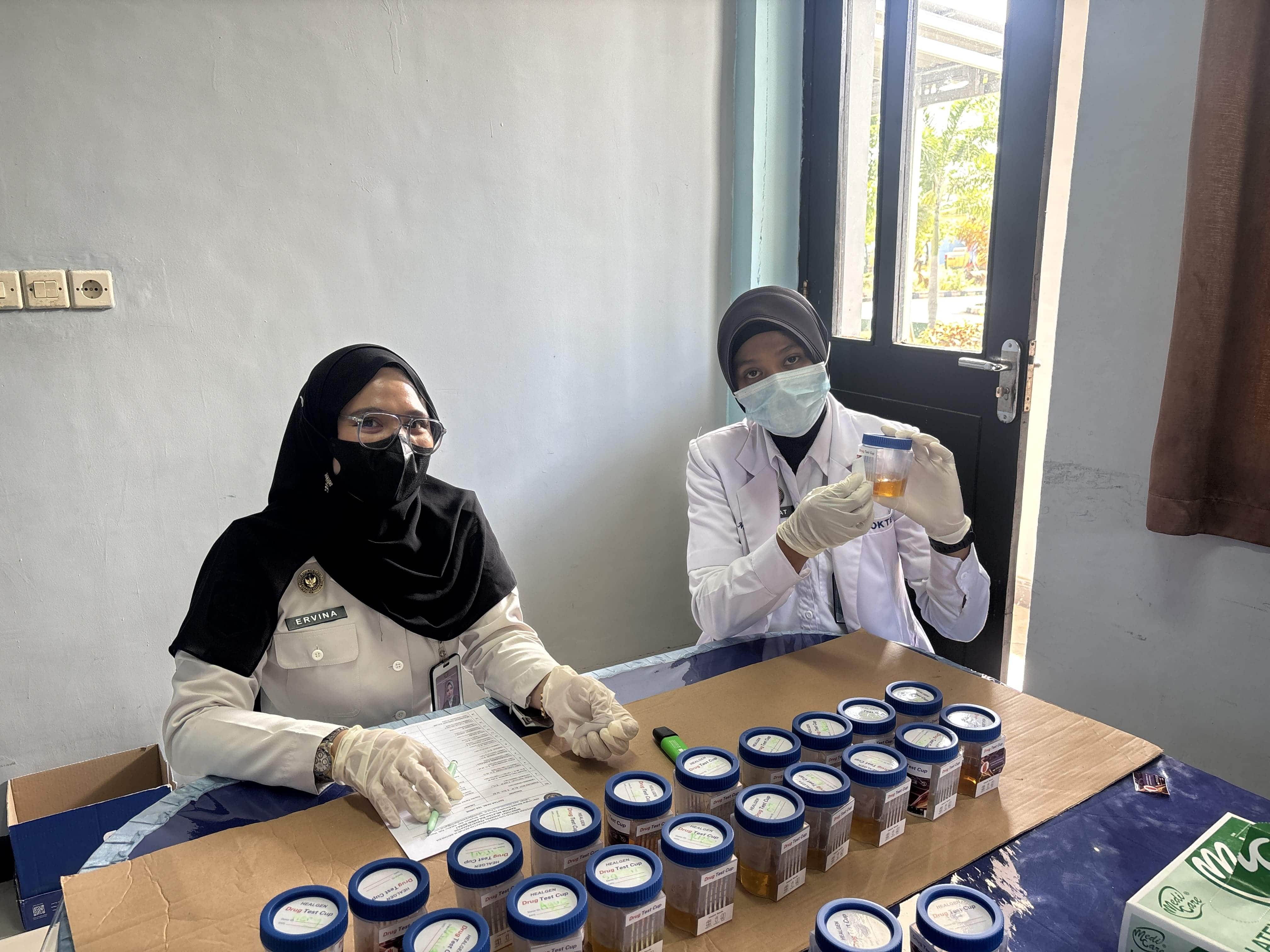 Tidak Ada Tempat Bersembunyi! Ditjenpas Sulbar Gelar Tes Urine Massal, Semua Jajaran Wajib Bersih