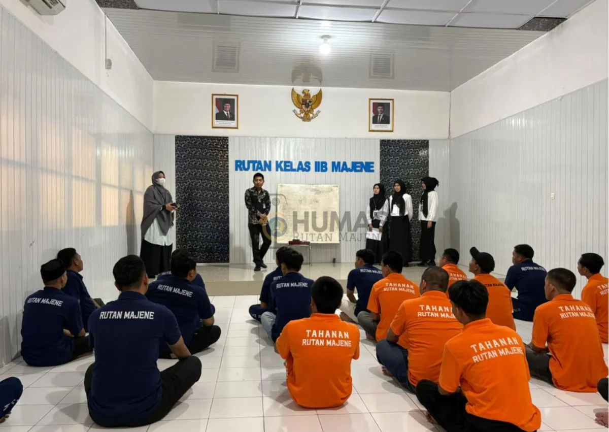 Tingkatkan Kemampuan Bahasa Inggris, Rutan kelas IIB Majene Bersama Peserta Magang Berikan Kelas Bahasa Inggris bagi Warga Binaan