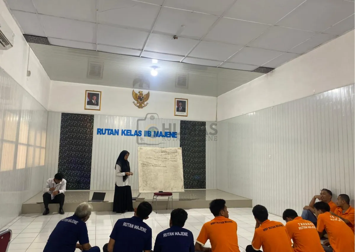 TINGKATKAN NILAI-NILAI RELIGIUS WARGA BINAAN, RUTAN KELAS IIB MAJENE ADAKAN KELAS FIQIH