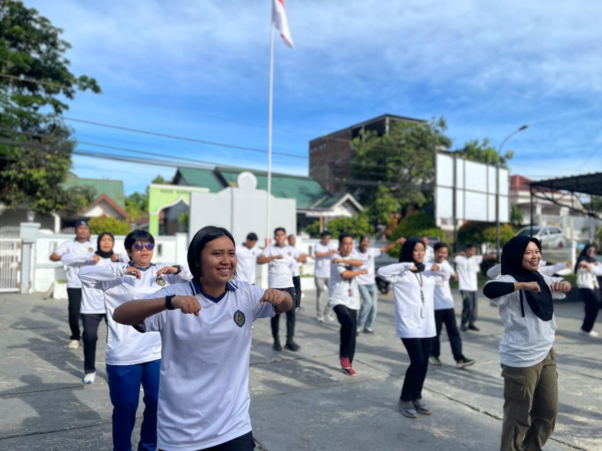 Jajaran Rutan Mamuju Jaga Kebugaran Melalui Senam Sehat Bersama