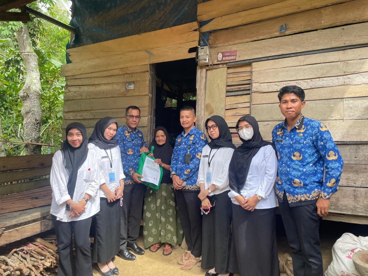 Akhiri Tahun 2025, Bapas Polewali  Kembali Salurkan Paket Sembako Kepada Masyarakat Tidak Mampu
