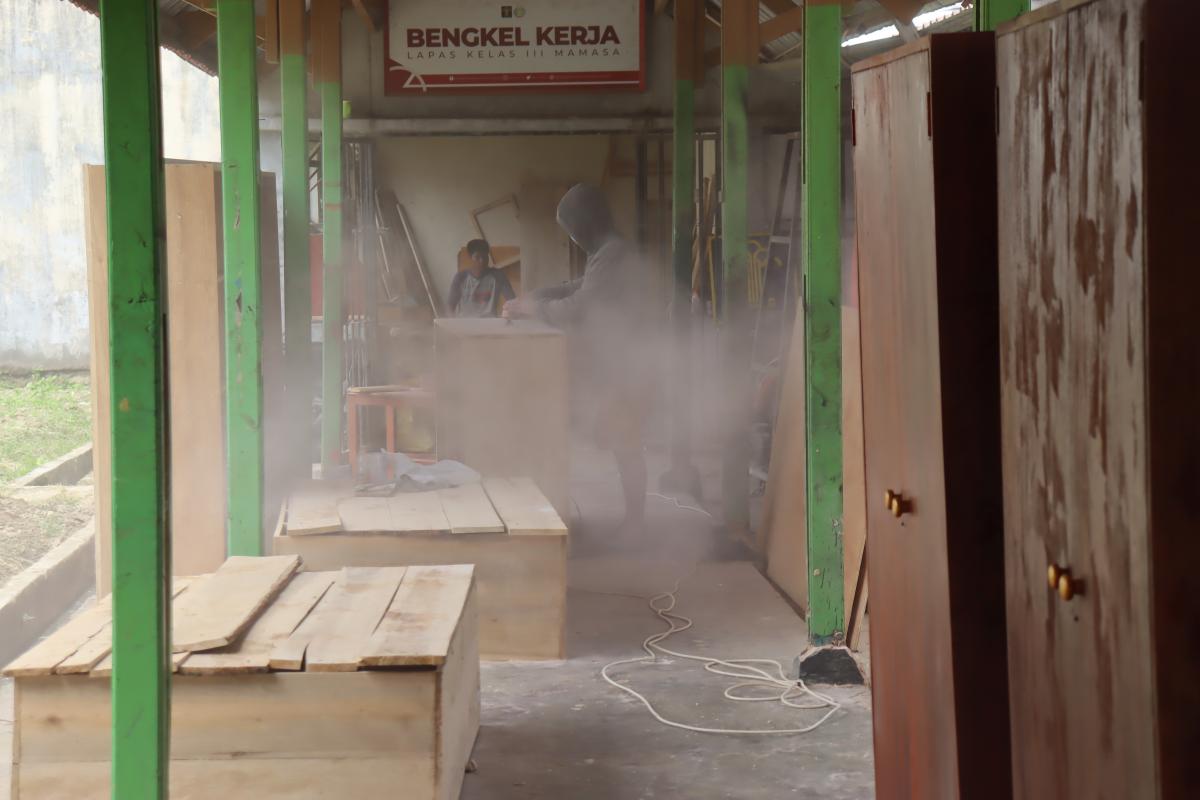 Dari Lapas untuk Masyarakat, Produksi Lemari Berkualitas