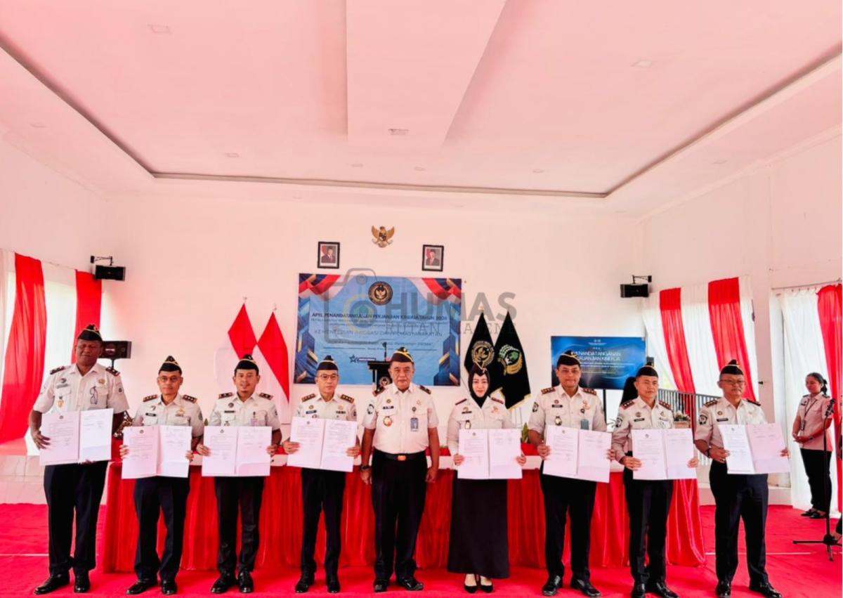 Tingkatkan Pelaksanaan Tupoksi, Kepala Rutan Majene Ikuti Penandatangan Perjanjian Kinerja Tahun 2026 dan Pemaparan Rencana Aksi UPT