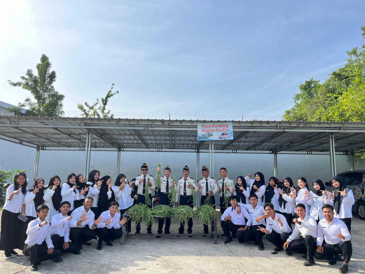 Panen Lagi! LPKA Mamuju Kembali Panen Kacang Panjang, Dukung Program Ketahanan Pangan