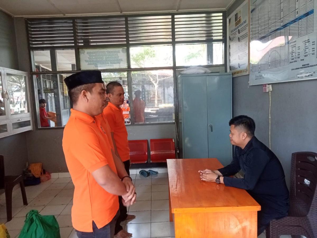 Karupam Berikan Pengarahan kepada Tahanan Baru Sebelum Penempatan di Blok Hunian