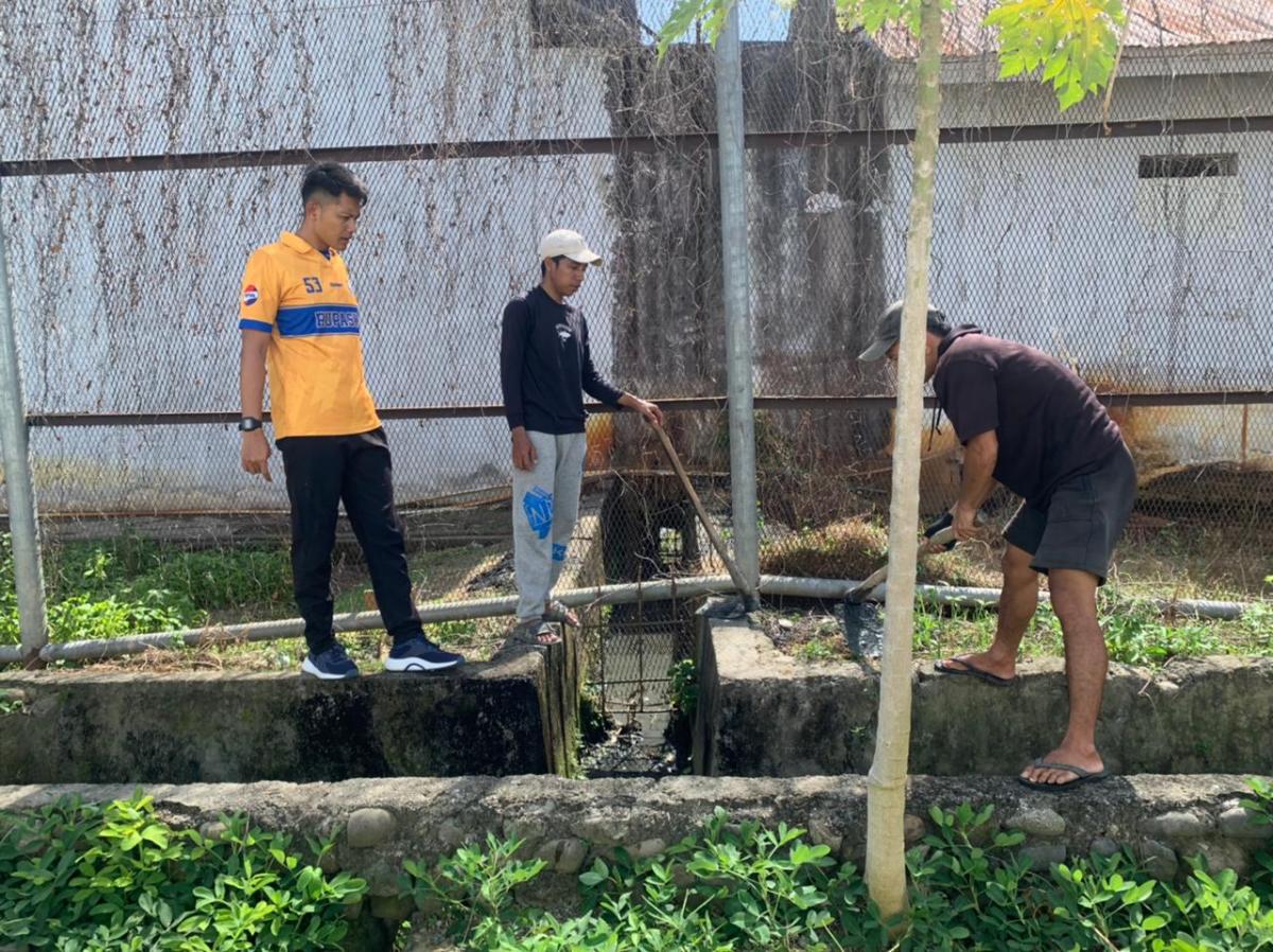 Rutan Pasangkayu Gelar Gotong Royong Pembersihan Area Branggang