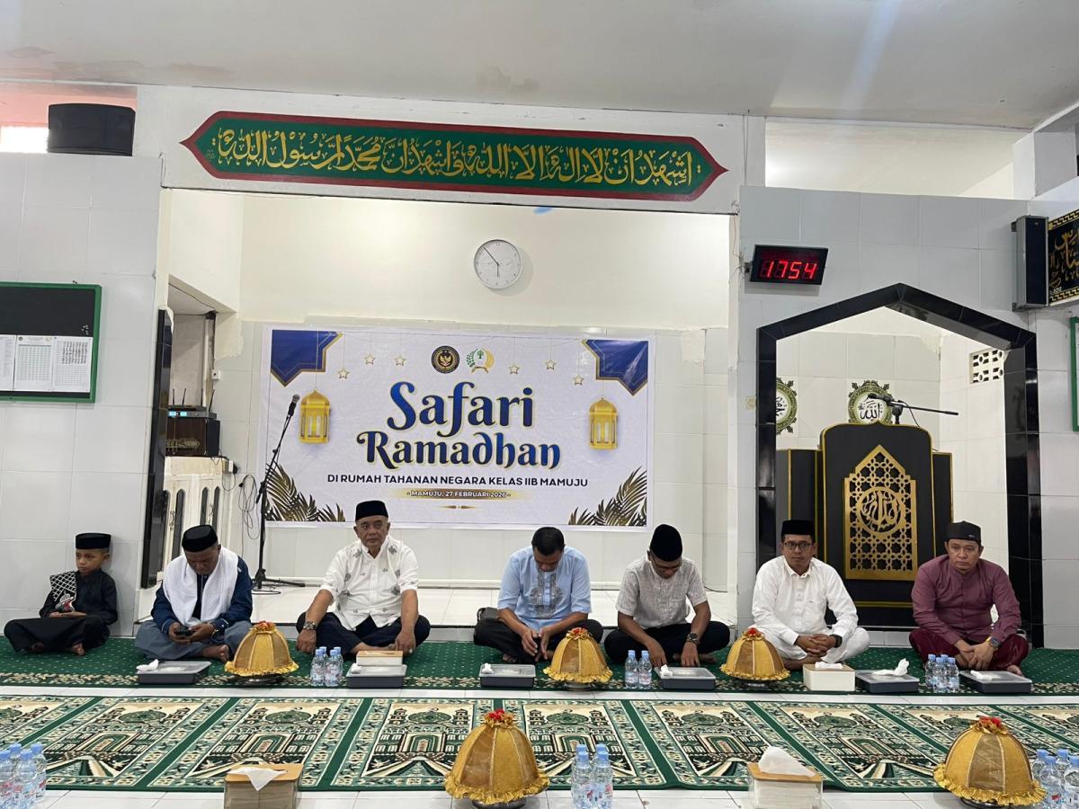 Hangatnya Ramadan di Balik Tembok, Kakanwil Ditjenpas Sulbar Berbagi Buka Puasa Bersama WBP Rutan Mamuju