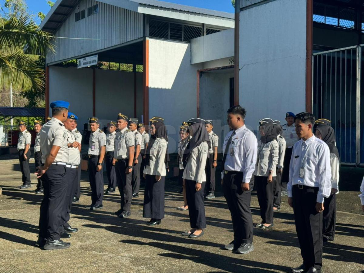 Perkuat Kedisiplinan Petugas, Kanwil Ditjenpas Sulbar Gelar Pengecekan Satops Patnal Usai Apel Pagi